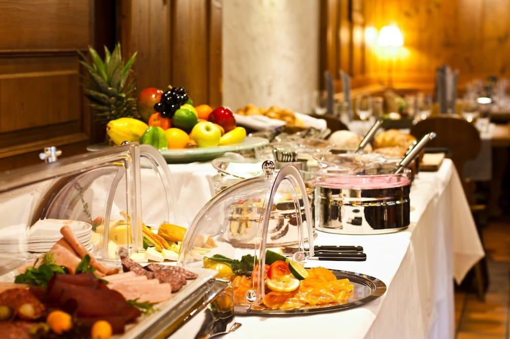 Hotel Landhaus Занен Екстериор снимка