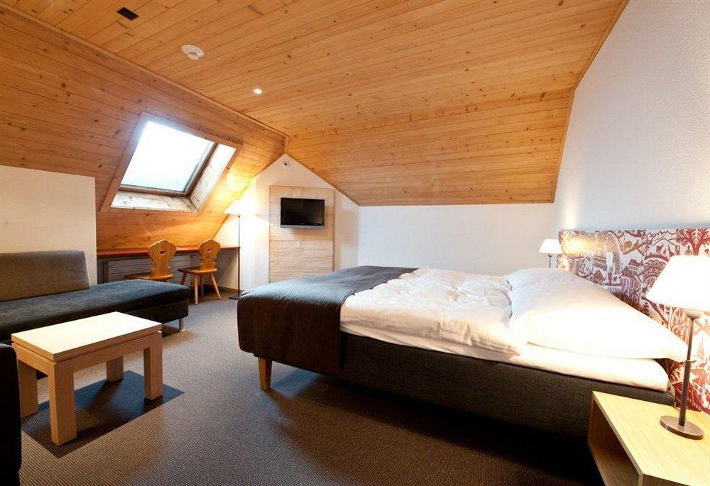 Hotel Landhaus Занен Екстериор снимка
