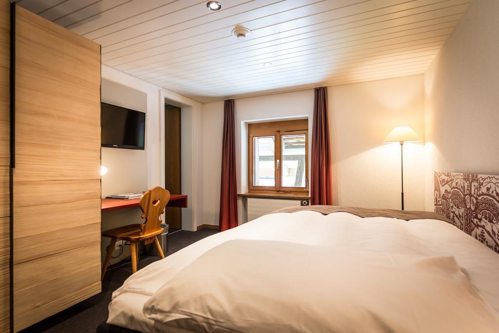 Hotel Landhaus Занен Екстериор снимка